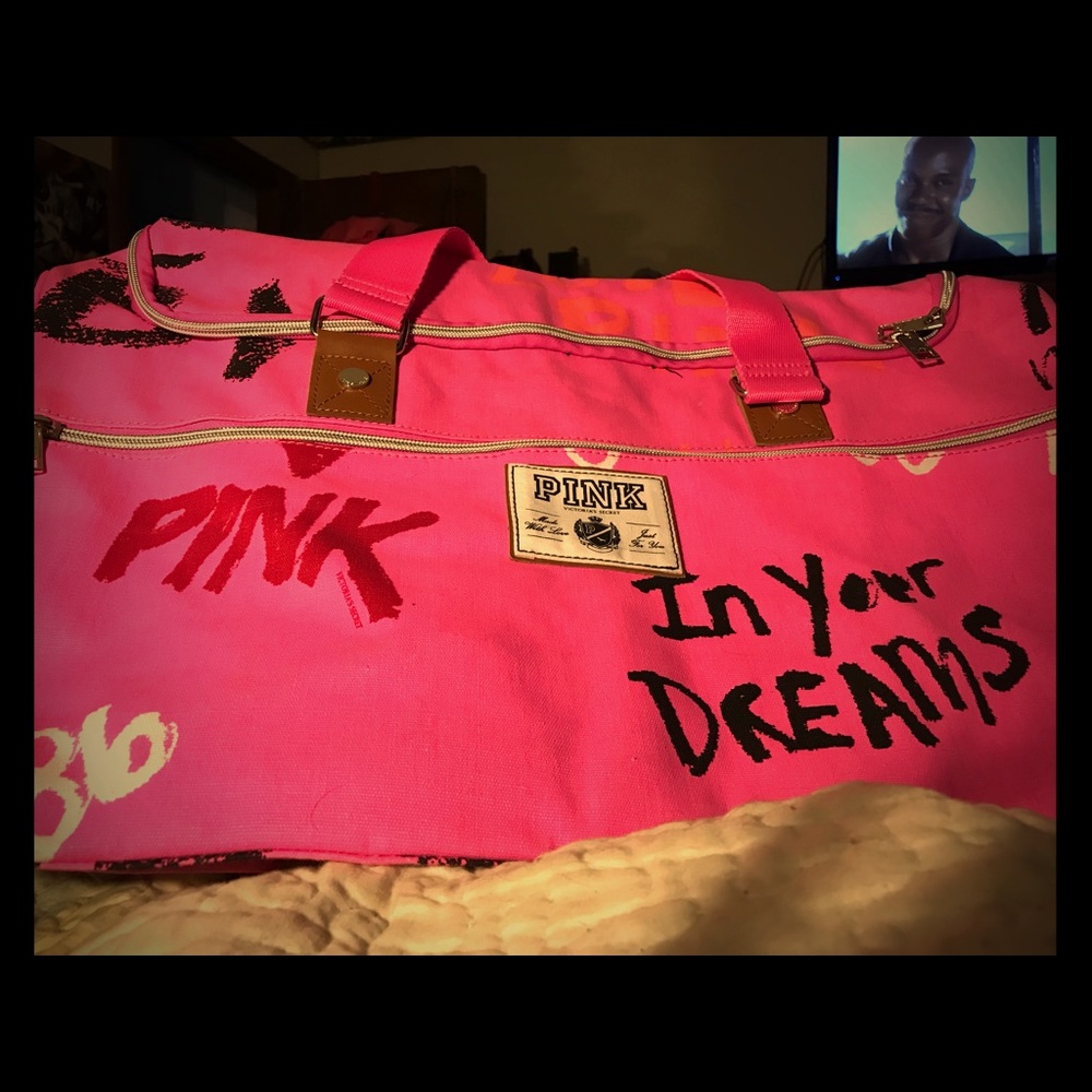 New Victoria Secret Weekender Bag!